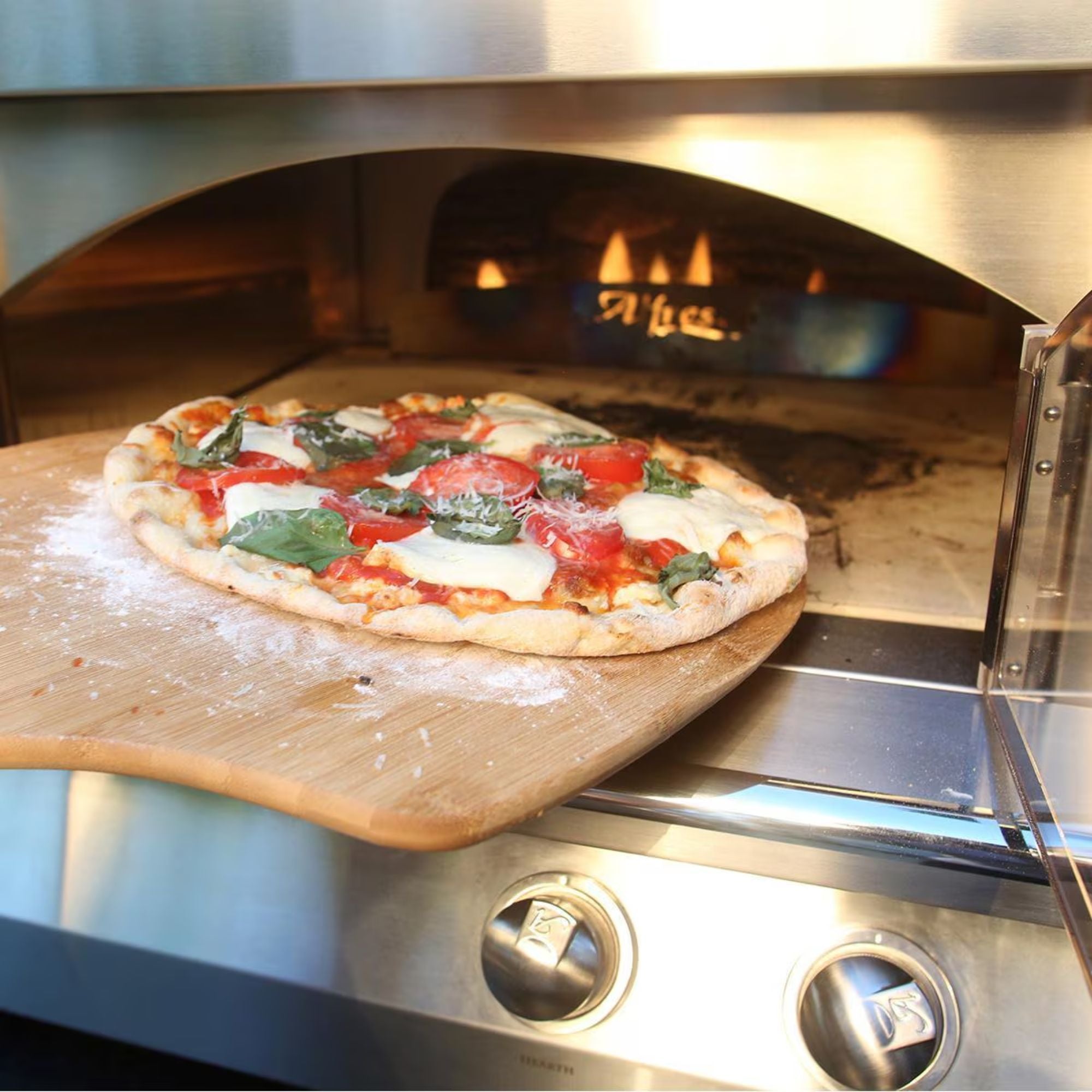 Alfresco 30-Inch Built-In Outdoor Gas Pizza Oven